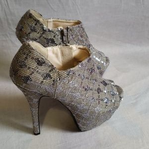 PAPER FOX Shoes Size 6.5   Sequins Heels 5.5"